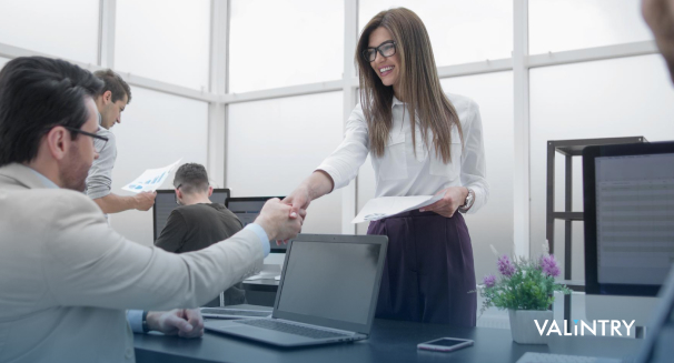 What are the Benefits of Using Tech Recruitment Agencies_ Cover